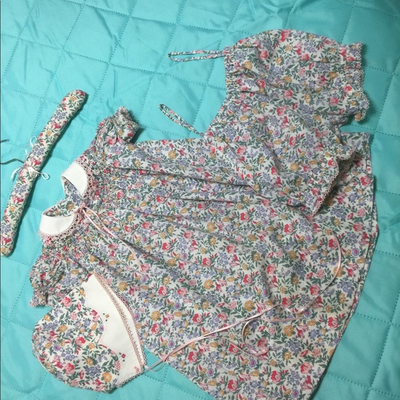 🌷CHILDS DRESS SET🌷 - Picture 2 of 8